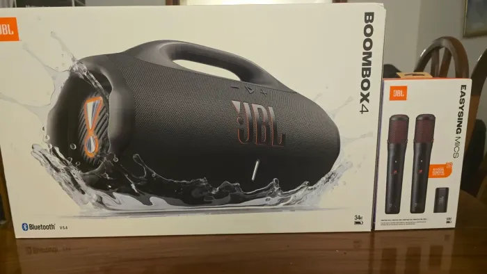 Kit boombox 4 + par easy sing mics IA microfones removedor de voz JBL
