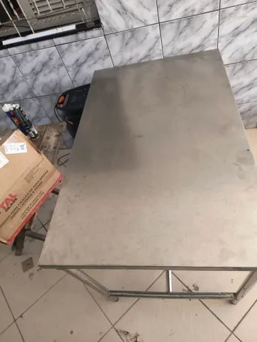 Mesa inox tamanho 1,20 Por 0,75