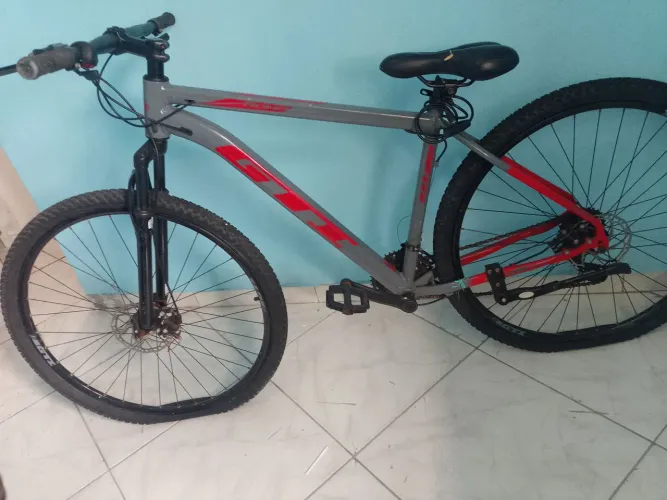 Vende-se bicicleta Aro 29 ,marca GTI