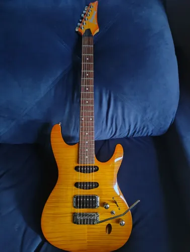 Guitarra Ibanez SA 260 fm