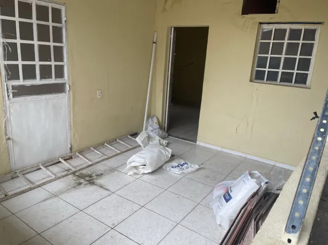Casa no alvorada com ponto comercial