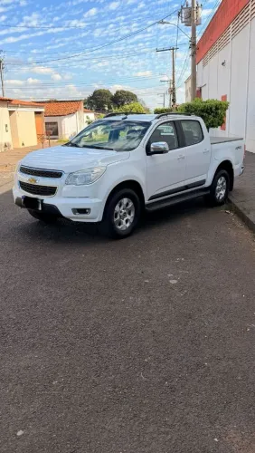 Chevrolet S10 Pick-up LTZ 2.5 Flex 4X4 CD 2016
