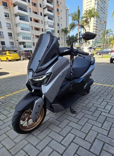 Nmax 2025 único dono baixa km