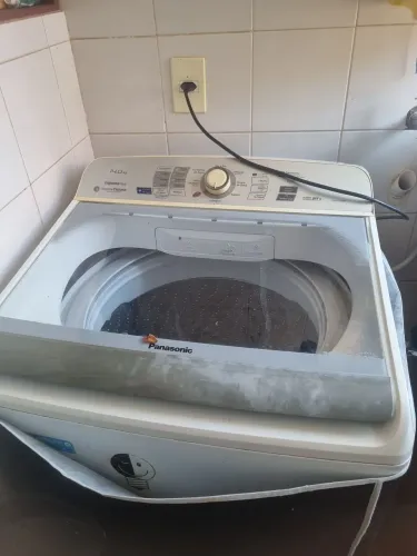 Maquina panadonic vender com defeito vendendo porque ganhei outra