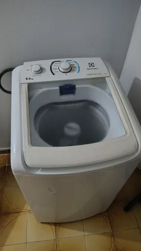 Máquina de lavar roupa Eletrolux 8,5kg
