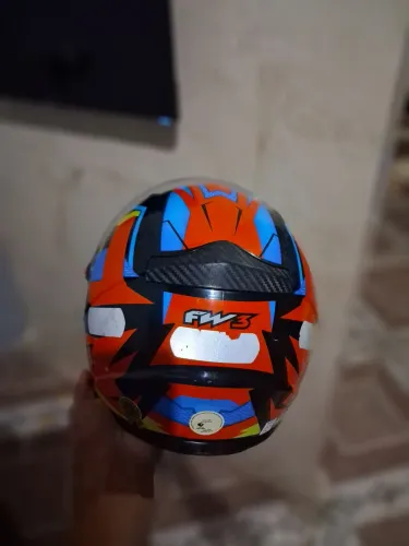 Capacete