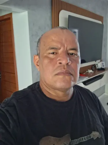 Trabalhamos com limpeza de terreno fazemos pequenas podações com moto serra 310