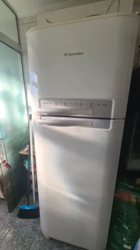 Geladeira Eletrolux DF50