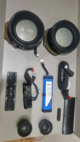 Vende se peças JBL XTREME 2