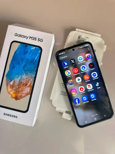 VENDO SAMSUNG M35 256 GIGAS S / 8GB D RAM C COMPLETO N E NV NOVO