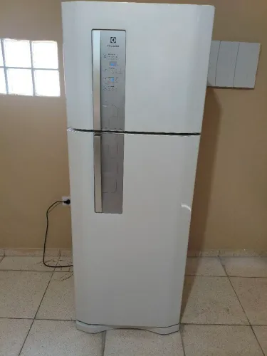 Geladeira electrolux Frost Free duplex com digital