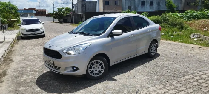 Ford KA+ Sedan 1.5 16V Flex 4P 2015