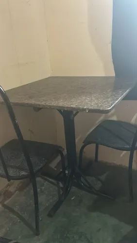 Mesa de mármore