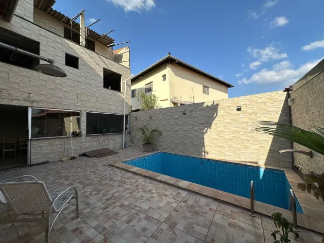 Excelente casa Duplex Completa no Tirol / Itaipu