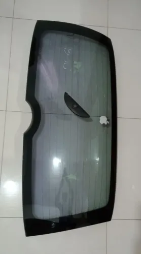 Vendo vidro traseiro de Clio 11/12/13/14