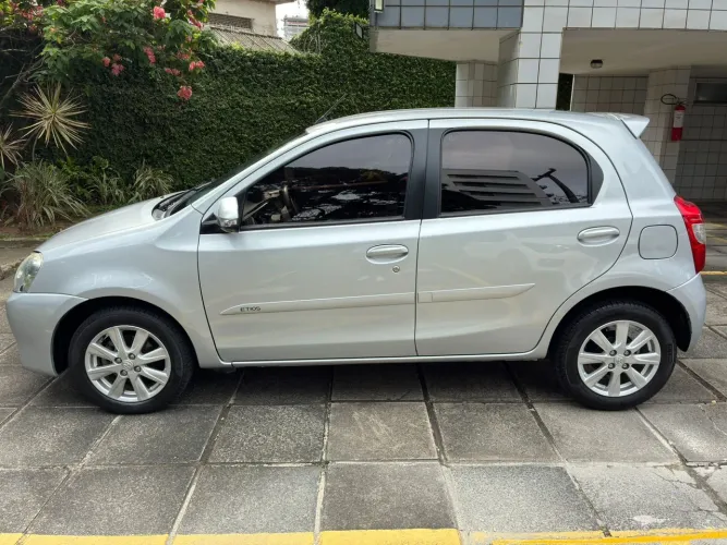 Toyota Etios XLS 1.5 Flex 16V 5P Mec. 2017