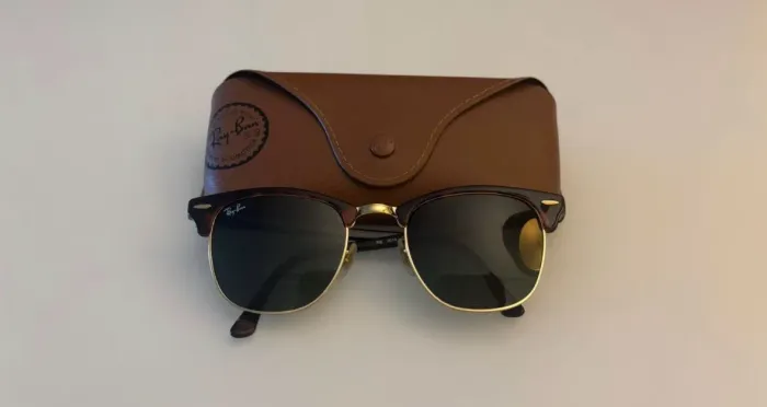 Óculos de sol rayban clubmaster