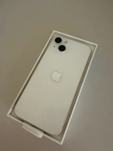 Iphone 13 256 Gb +16 capinhas