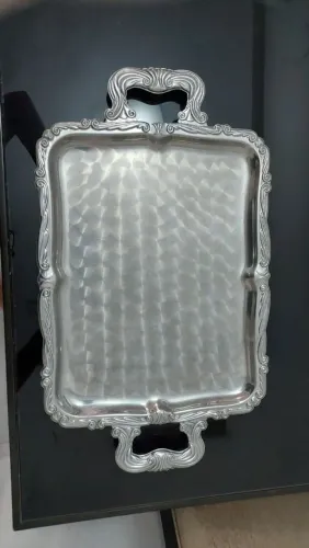 Conjunto com 4 Bandejas de Inox Decorativas - Vários Modelos