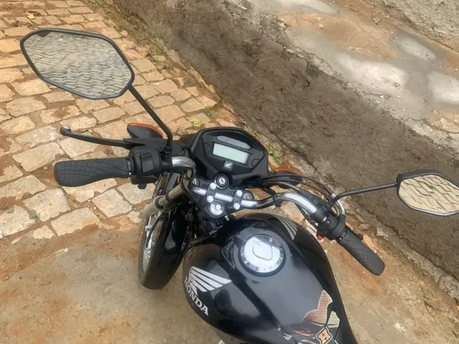Vendo moto cg start 150cc