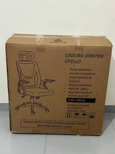 Cadeira de Escritório Diretor Giratória Preto - Lacrada