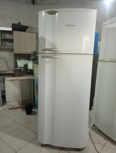 Geladeira gelo seco