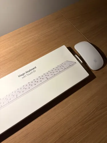 magic keyboard com touch id + magic mouse apple