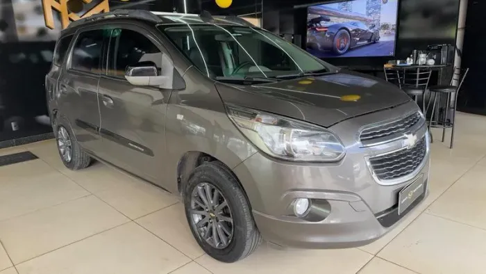 Chevrolet Spin Advantage 1.8 8V Econo.flex 5P Aut. 2014