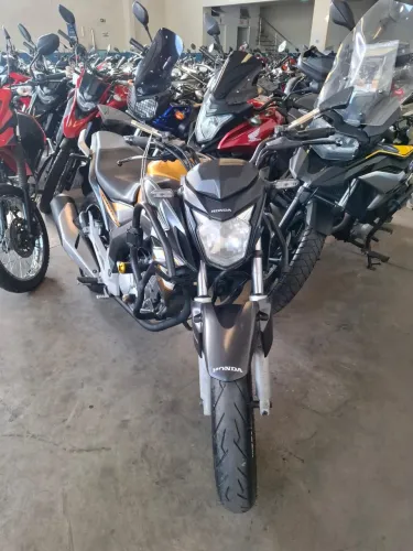 Honda CB Twister 250cc 2020 shalom veículos