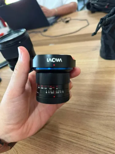 Lente Laowa cine 6mm praticamente zero distorção