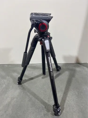 Tripé Manfrotto 055 Itália + Cabeça Fluida de Vídeo Professional - Promoção!