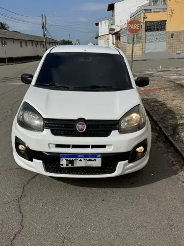 Fiat Uno Attractive 1.0 EVO Fire Flex 8V 5P 2020
