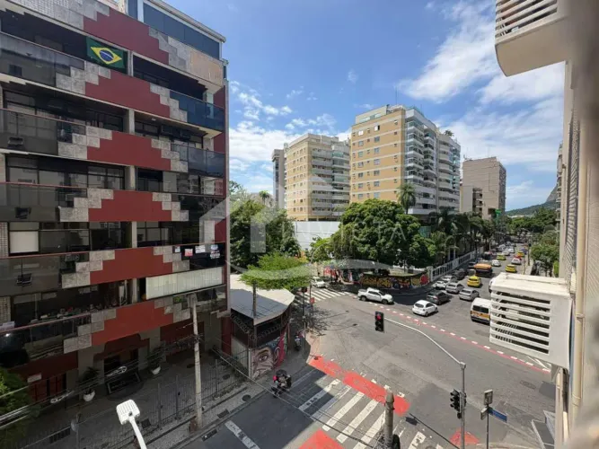 OPORTUNIDADE DE 3 QUARTOS COM VAGA EM BOTAFOGO!