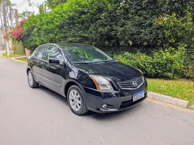Nissan Sentra S 2.0/ 2.0 Flex Fuel 16V Aut. 2013