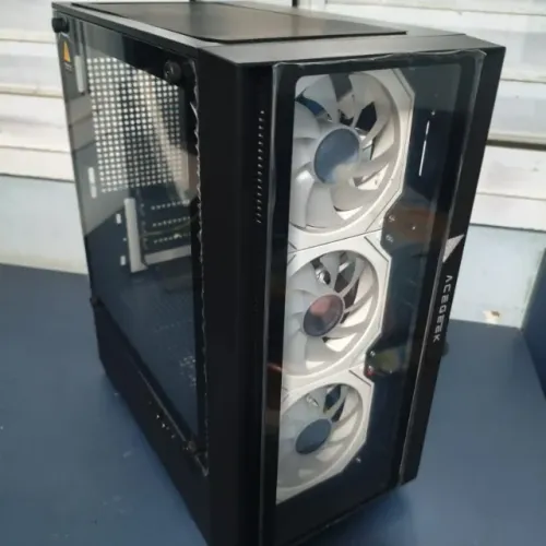 CPU Core i5 / 8GB