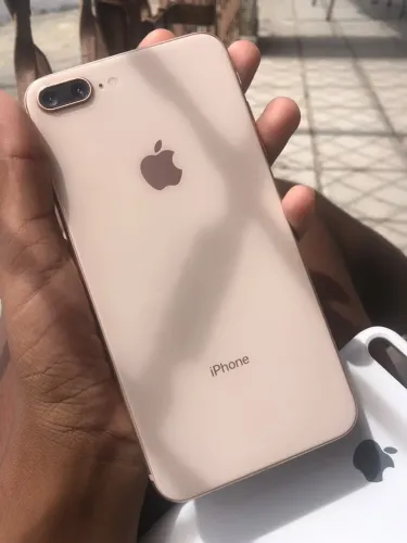 Vendo iPhone 8 Plus