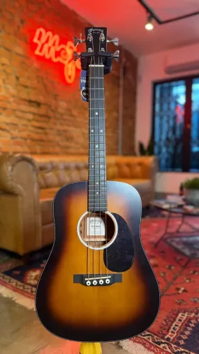 Martin DJR-10E Bass (D Junior Series)