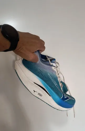 Tênis Mizuno rebellion pro 2 