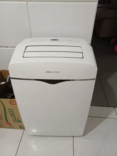 Ar-Condicionado Portátil Hisense 12.000 BTUs Wi-Fi (Modelo AP-12CWBRNPS01).