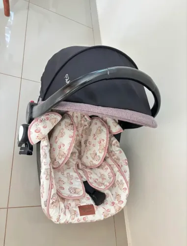 Bebê Conforto Kiddo Preto - Segurança e Conforto para o seu Bebê