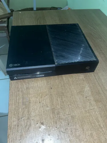 Xbox one usado a 750,00 reais