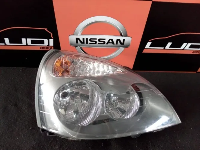 Farol de Renault Clio original lado direito.
