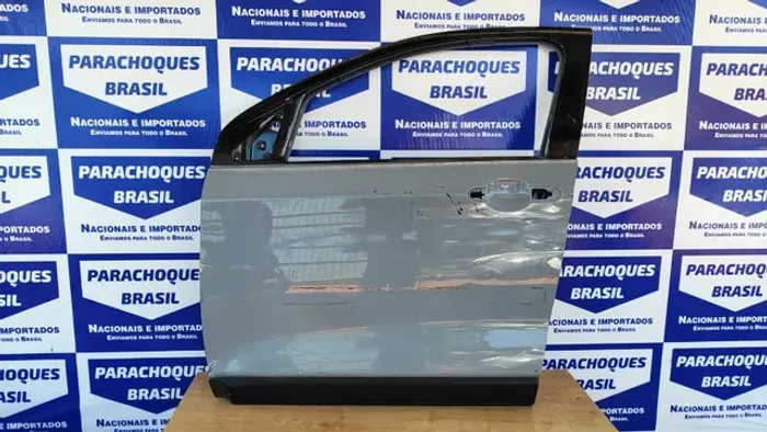 Porta dianteira do Fiat Argo 2022 - usado, preço bom