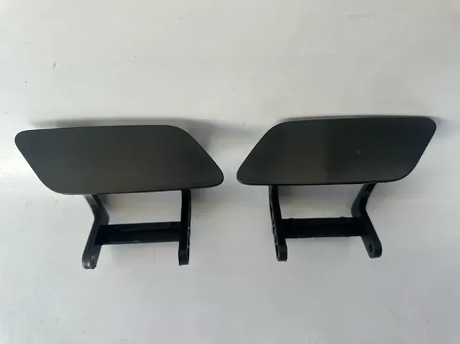 Par Tampa do Esguicho Farol Audi A3 2009 2010 2011 2012