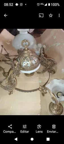 Lustre antigo em bronze