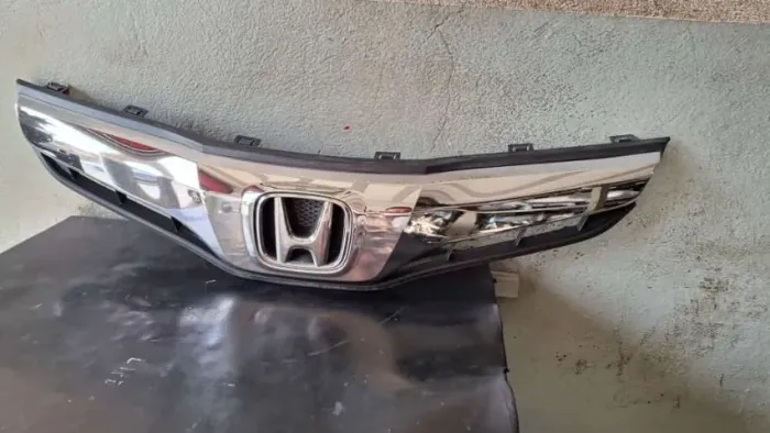Grade Frontal Honda Fit 2013 2014 Original