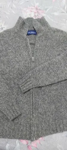 Blusa Feminina de Lã - Marca Luigi Bertolli seminova em excelente estado Tam M