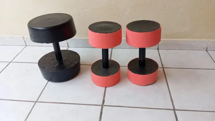 Kit de Halteres para exercícios de musculação feitos de cimento (Concreto)