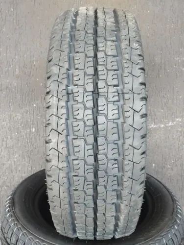 PNEU 205/70 15 CARGA REMOLD VIPAL 100%