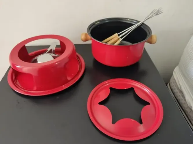 Aparelho de Fondue 11 Peças Vermelho